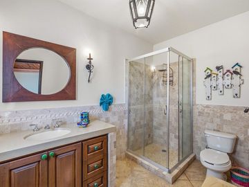 Casa estilo Colonial en venta en San Miguel de Allende, Club de Golf Zirándaro