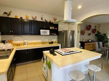 Casa en venta en San Miguel de Allende, a 10 min del Centro y Amueblada