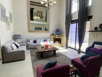 Casa en venta en San Miguel de Allende, a 10 min del Centro y Amueblada