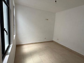 Casa con Dos Departamentos en Venta en San Miguel – Con Potencial de Renta
