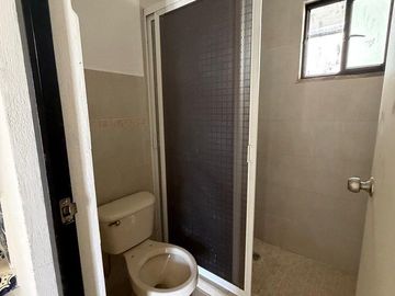 Casa con Dos Departamentos en Venta en San Miguel – Con Potencial de Renta