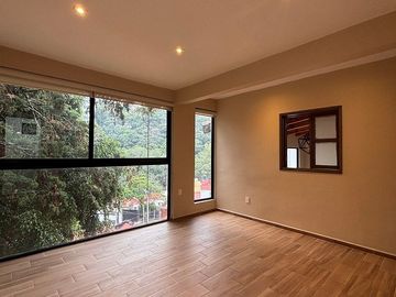 CASA EN RENTA CON JARDIN EN LOMAS DE GUADALUPE CERCA VILLA VERDUN Y LAS AGUILAS