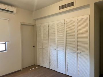 Casa en venta en Privanzas, San Pedro Garza García