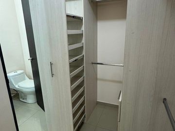 CASA EN VENTA EN CERRADAS DE CUMBRES SECTOR VERONA