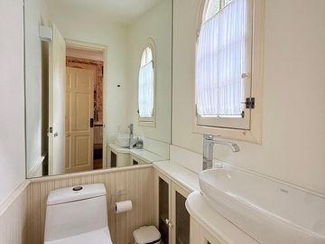 CASA PORFIRIANA CON O SIN MUEBLES EN RENTA | Roma Norte