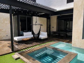CASA EN RENTA YUCATÁN COUNTRY CLUB | PANELES SOLARES Y PLANTA