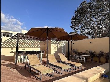 DEPARTAMENTO AMUEBLADO DE 1 RECÁMARA EN TEMOZÓN NORTE EN RENTA