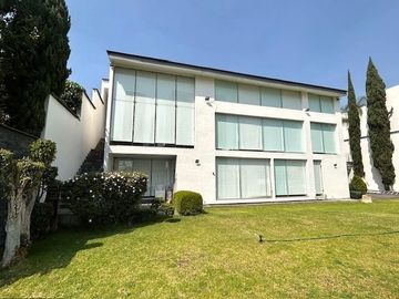 Casa en Venta en Laureles, Bosques de las Lomas