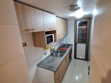 SE ARRIENDA HERMOSO DEPARTAMENTO 2D Y 1B INNOVA AMOBLADO