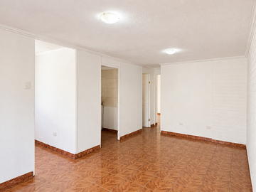 CASA CON GRAN TERRENO A PASOS DEL METRO PLAZA QUILICURA