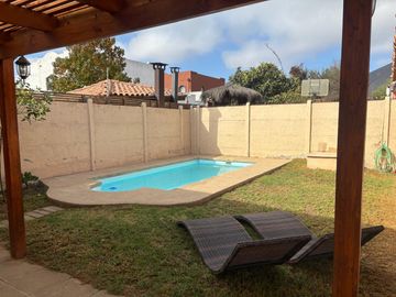 VENTA CASA 4HAB 3BA LA SERENA