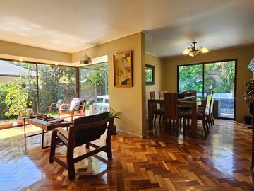 BAJÓ DE PRECIO, 5D, PISCINA Y GRAN PATIO EN CASAGRANDE