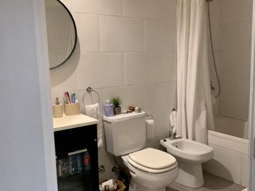 VENTA Dpto. 2 Amb. C/ Cochera y Parrila en 
