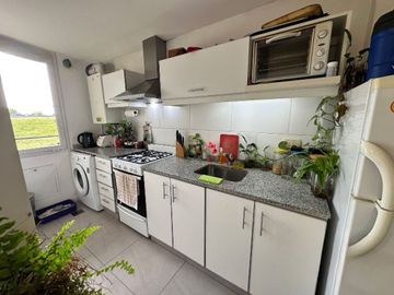 VENTA Dpto. 2 Amb. C/ Cochera y Parrila en 