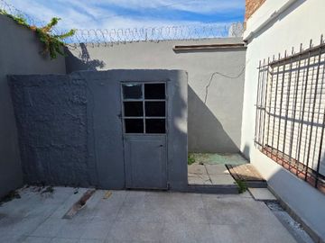 Casa en alquiler en Lanus Este
