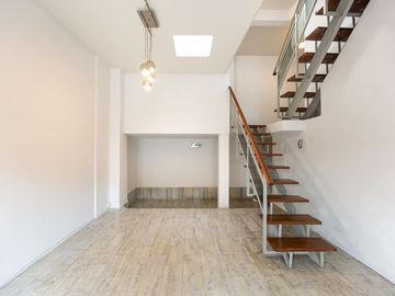 CASA 4 AMBIENTES VENTA VILLA URQUIZA GARAJE TERRAZ