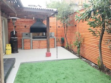 CASA EN HUECHURABA