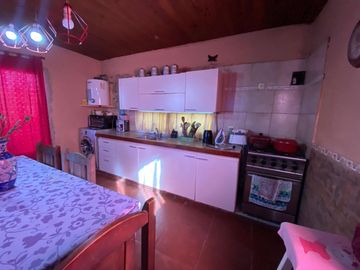 EN VENTA LOTE CON 2 VIVIENDAS ZONA 226 TANDIL