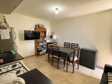 EN VENTA CASA A RECICLAR SEMICENTRO TANDIL