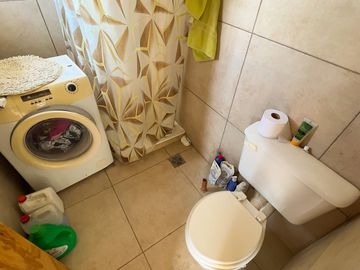 EN VENTA CASA A RECICLAR SEMICENTRO TANDIL