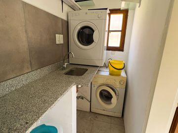 EN VENTA CASA A RECICLAR SEMICENTRO TANDIL