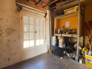 EN VENTA CASA A RECICLAR SEMICENTRO TANDIL