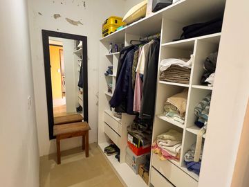 EN VENTA CASA A RECICLAR SEMICENTRO TANDIL
