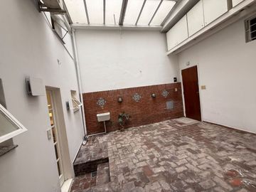 VENTA PH 2 AMB EN VILLA CRESPO CON PATIO