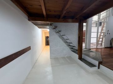 VENTA PH 2 AMB EN VILLA CRESPO CON PATIO
