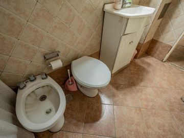 VENTA DTO 4 AMB COCHERA VILLA MADERO, APTO CRÈDITO