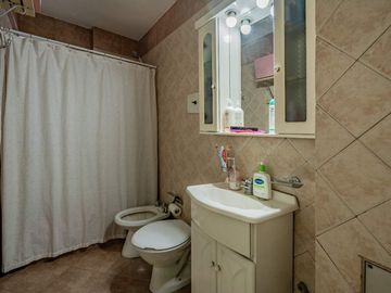 VENTA DTO 4 AMB COCHERA VILLA MADERO, APTO CRÈDITO