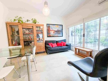 VENTA CASA 3 AMBIENTES PATIO COCHERA SAAVEDRA