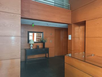 Vendo amplio departamento 2D 2B estacionamiento y Bodega en Macul.