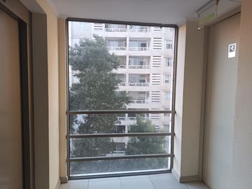 Vendo amplio departamento 2D 2B estacionamiento y Bodega en Macul.