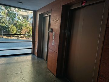 Vendo amplio departamento 2D 2B estacionamiento y Bodega en Macul.