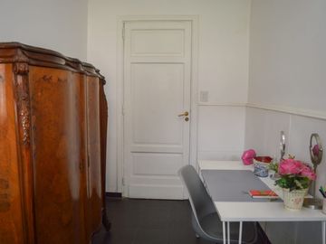 CASA EN VENTA 4 AMBIENTES CON AMPLIO FONDO ADROGUE