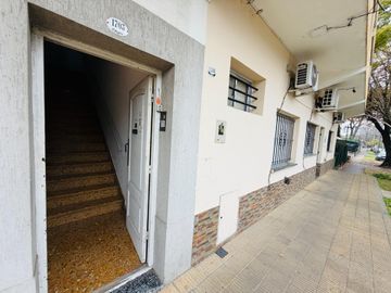 Departamento con 3 habitaciones en venta Adrogue