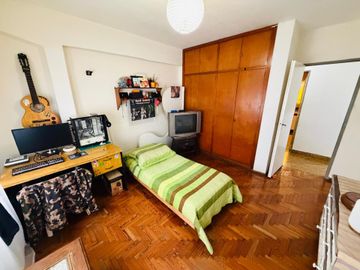 Departamento con 3 habitaciones en venta Adrogue