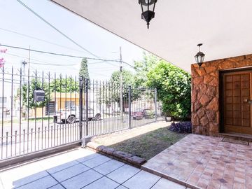 Casa VENTA Lomas de Zamora