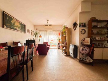 Departamento 3 Ambientes Venta Monte Castro Balcón