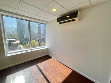 Oficina en arriendo  en LAS CONDES