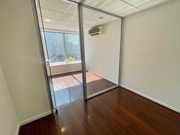 Oficina en arriendo  en LAS CONDES