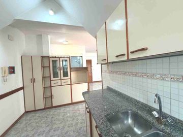 2 ambientes con cochera y balcón terraza