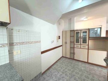 2 ambientes con cochera y balcón terraza