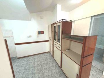 2 ambientes con cochera y balcón terraza