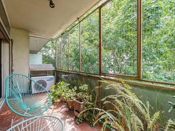 VENTA DEPARTAMENTO FLORES 4 AMB  BALCON COCHERA