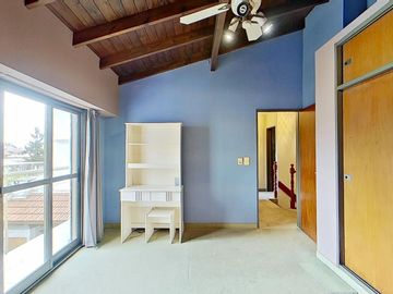 CASA VENTA FLORIDA 5 AMB COCHERA JARDIN PILETA