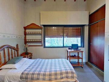 CASA VENTA FLORIDA 5 AMB COCHERA JARDIN PILETA