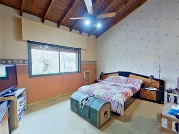 CASA VENTA FLORIDA 5 AMB COCHERA JARDIN PILETA