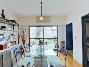 CASA VENTA FLORIDA 5 AMB COCHERA JARDIN PILETA